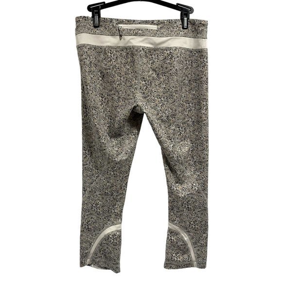 Lululemon Inspire II Crop Leggings in Petite Fleur Size‎ 8 - Picture 3 of 9